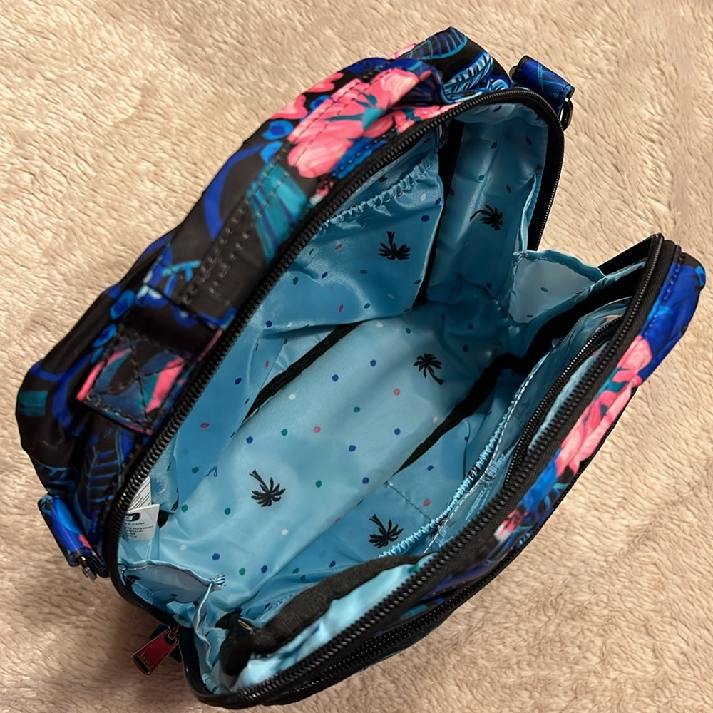 LUG Ranger Black Resort Crossbody Bag - Picture 5 of 12